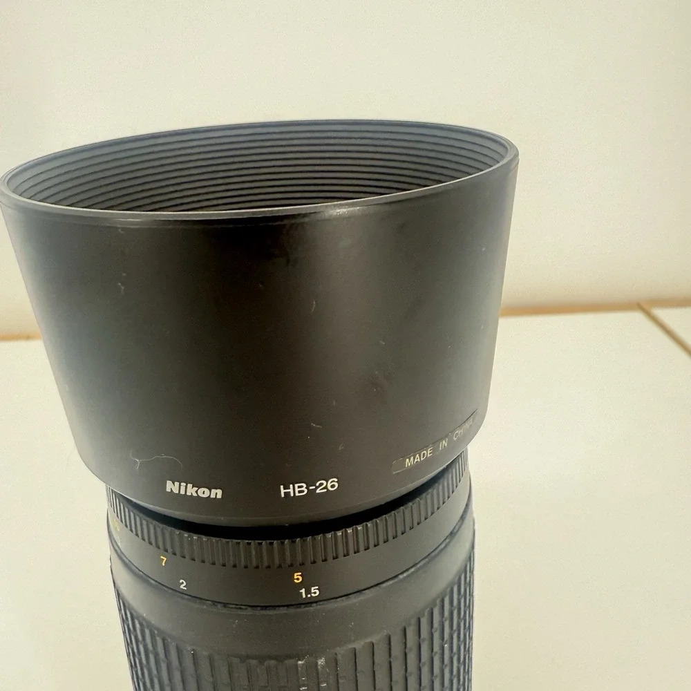 70-300mm AF Nikon Black Telephoto Zoom Lens with Caps & Hood